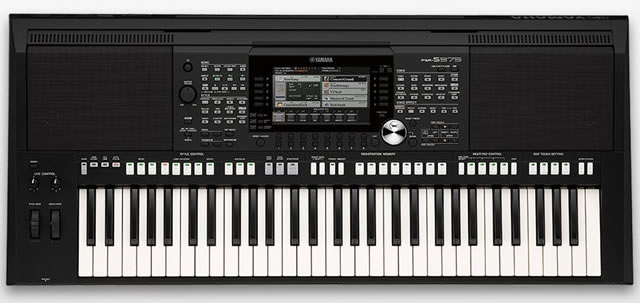 Yamaha PSR S975