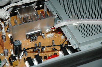 reconnecting speaker cable