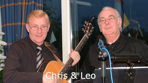 yamaha keyboard and guitar players